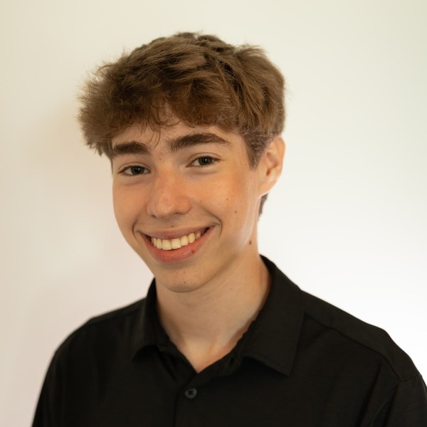 AJ Whelan headshot