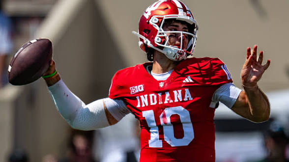 Josh Hoover looks elite in Bloomington Josh Hoover looks elite in Bloomington