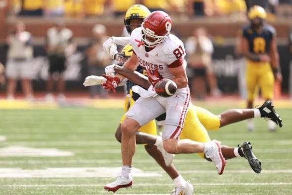 TE Rocky Beers has emerged as one of John Mateer’s favorite targets