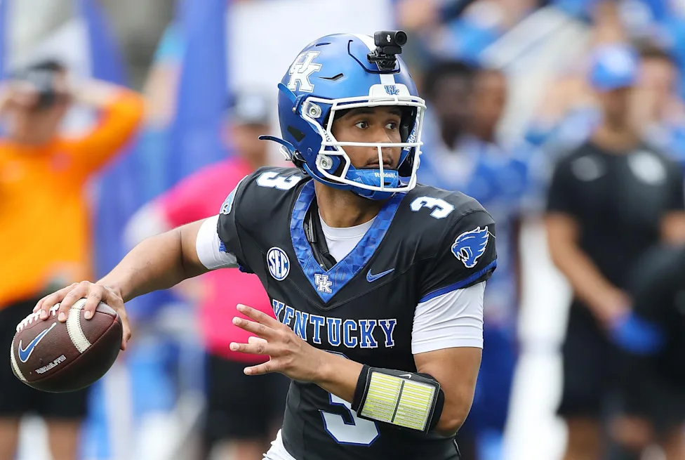 Kentucky QB Kenny Minchey looks to breakout in his first year as a starter in Lexington. Minchey transferred from Notre Dame