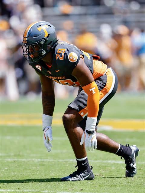 Tennesee transfer DE Jordan Ross looks to revive his career in Baton Rouge